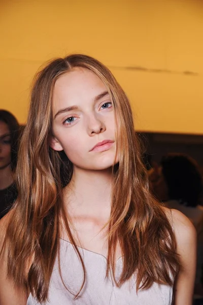 Look 8